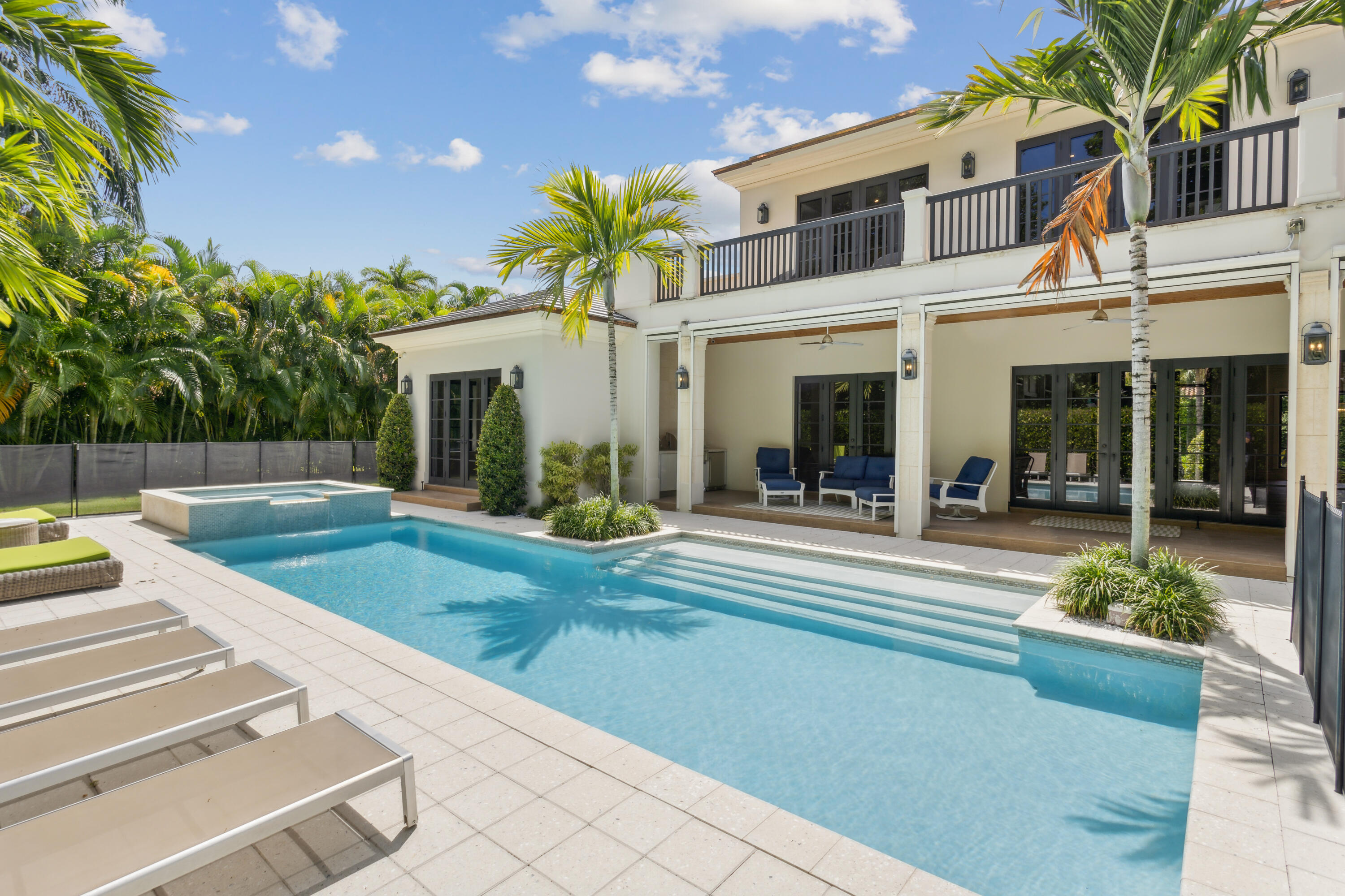 DRIFTWOOD LANDING - Residential