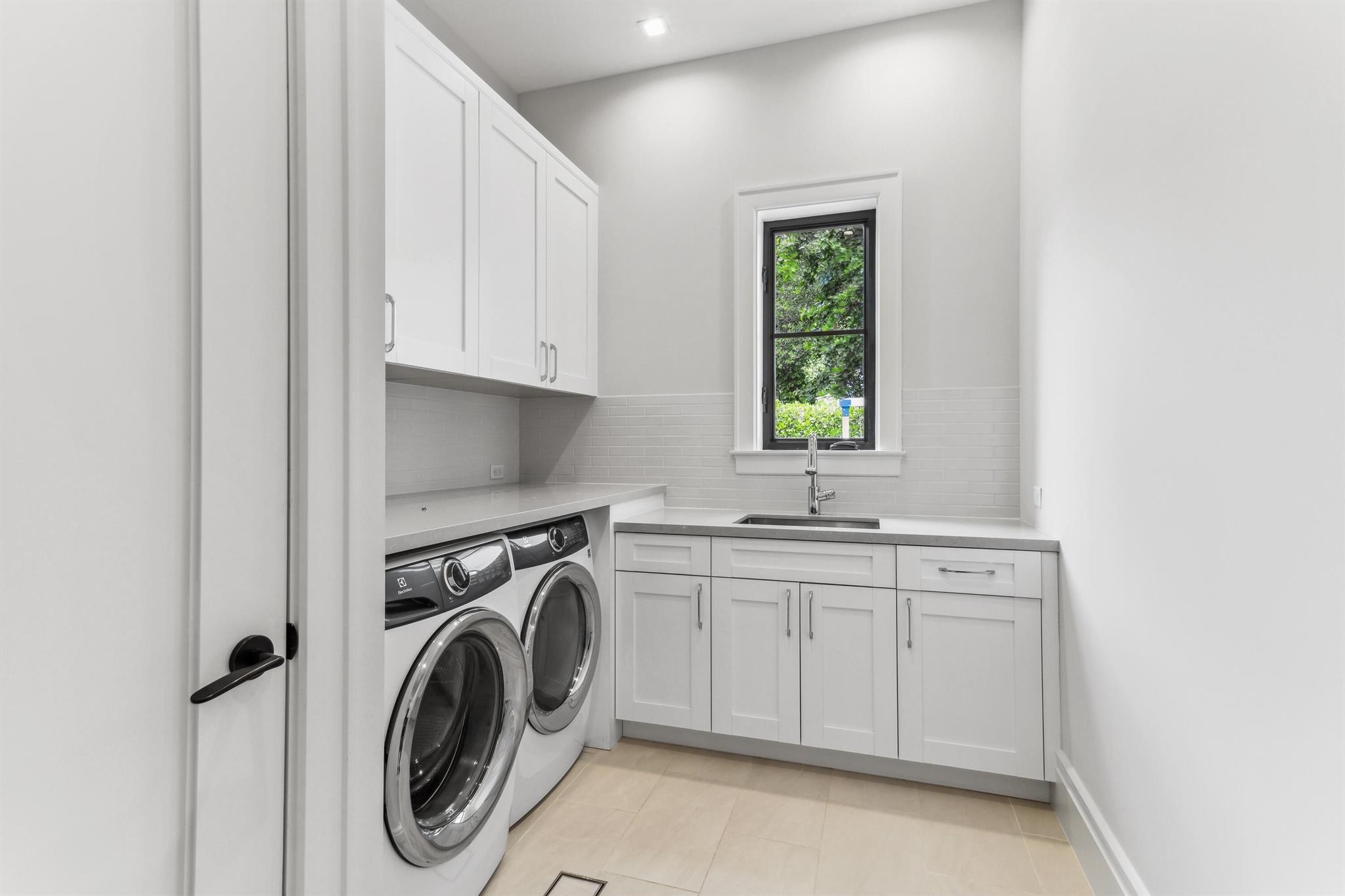 DRIFTWOOD LANDING - Residential