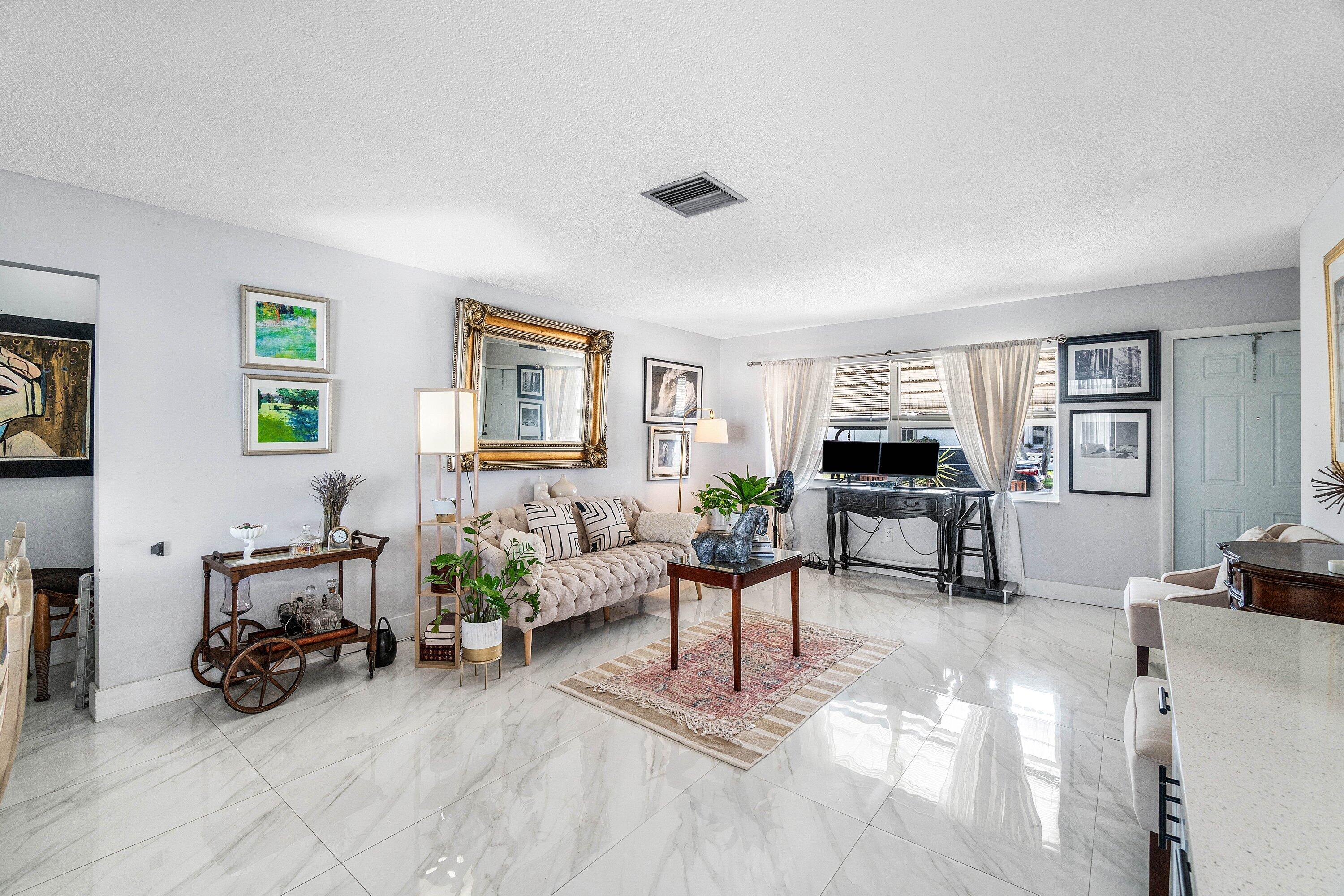 114 SW 8th Court