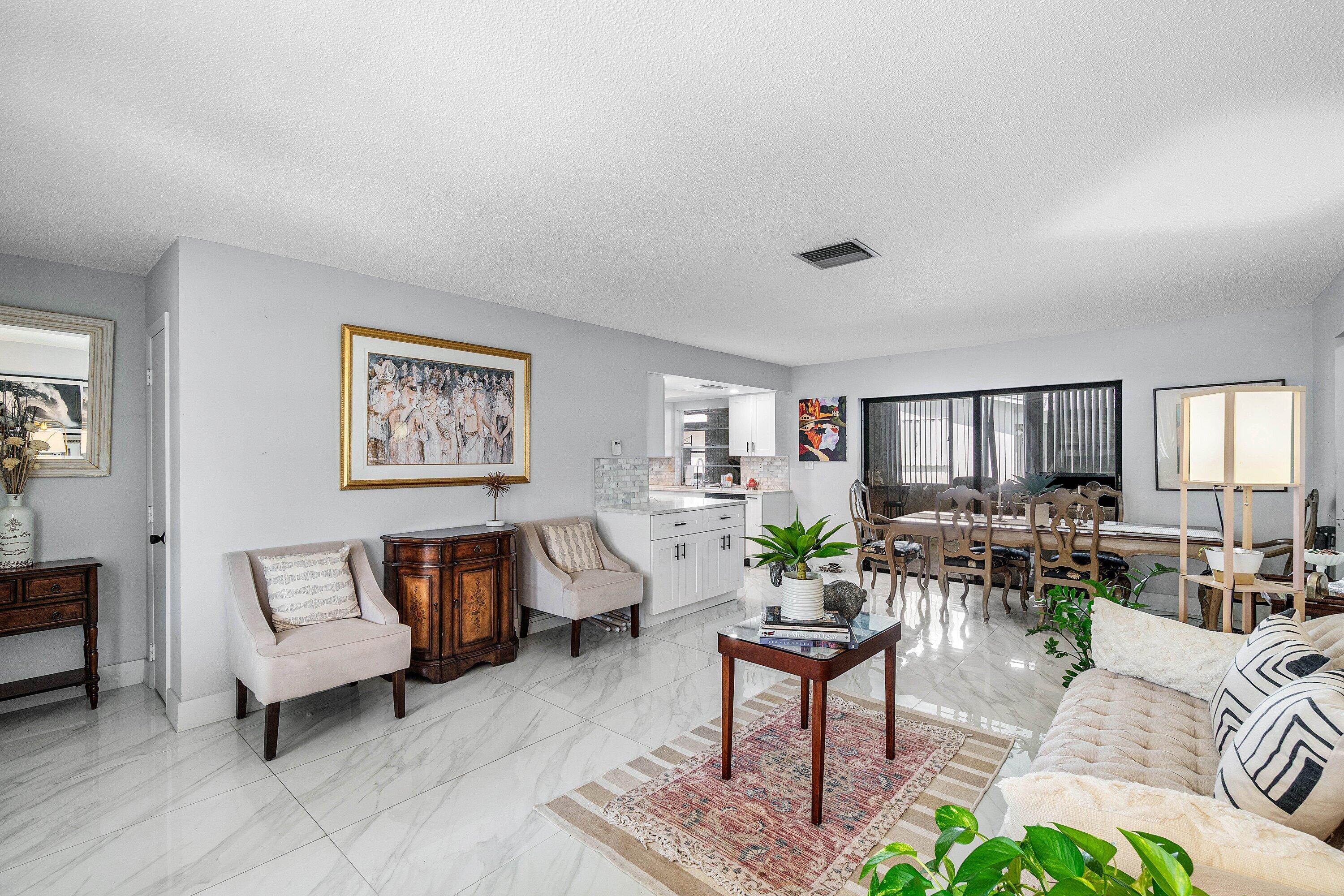 114 SW 8th Court