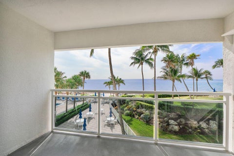 Tiny photo for 500 SE 21st Avenue, Deerfield Beach, FL 33441 (MLS # B26054531)