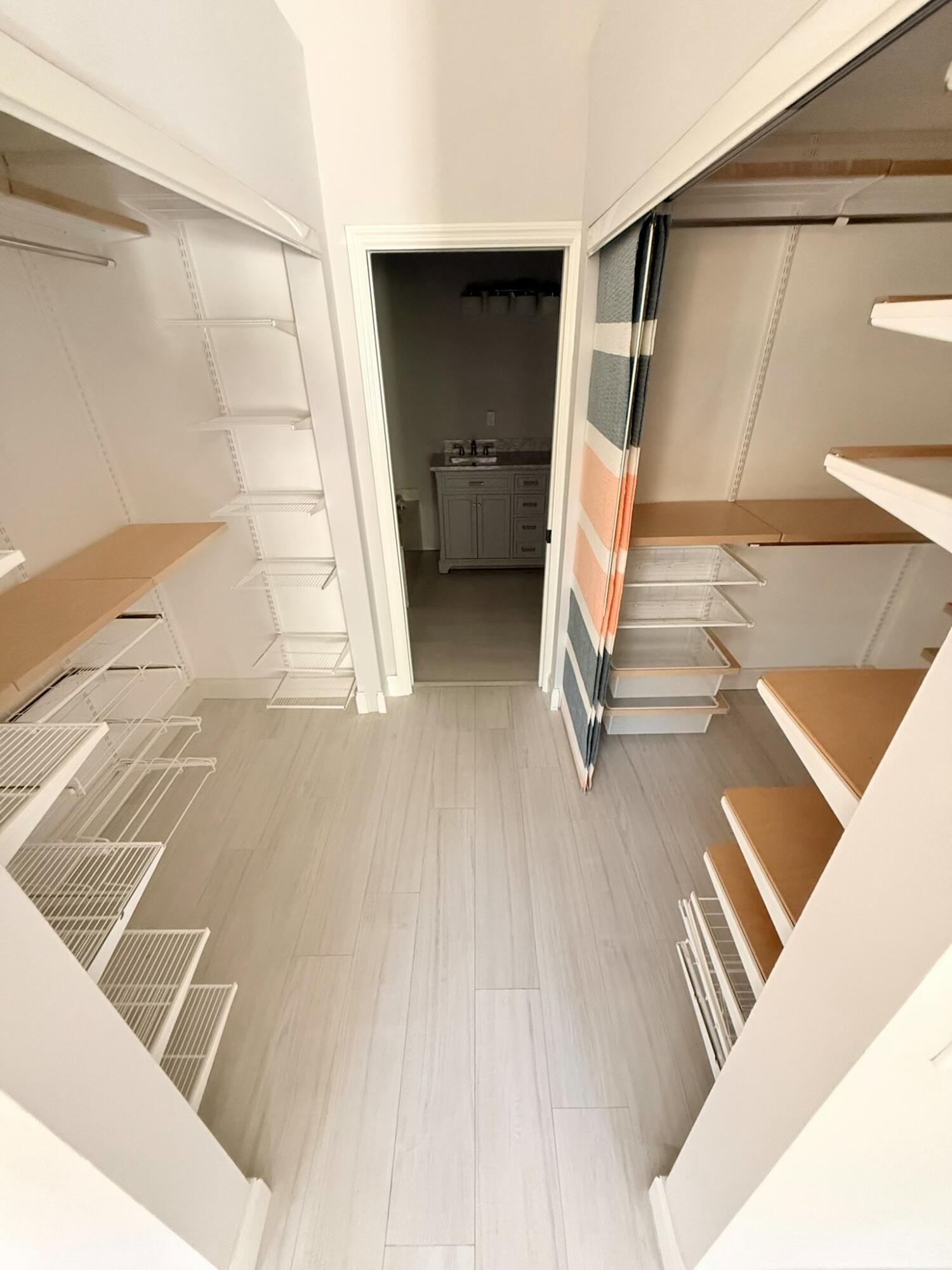 BOCA AZUL PH 2 - Residential Lease