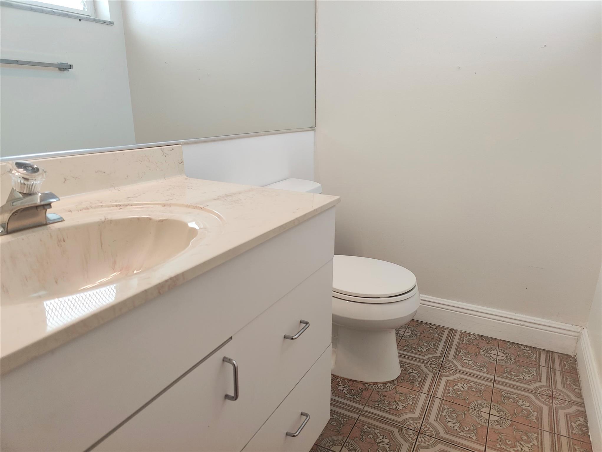 Kings Park Garden Apts Co - Residential Lease