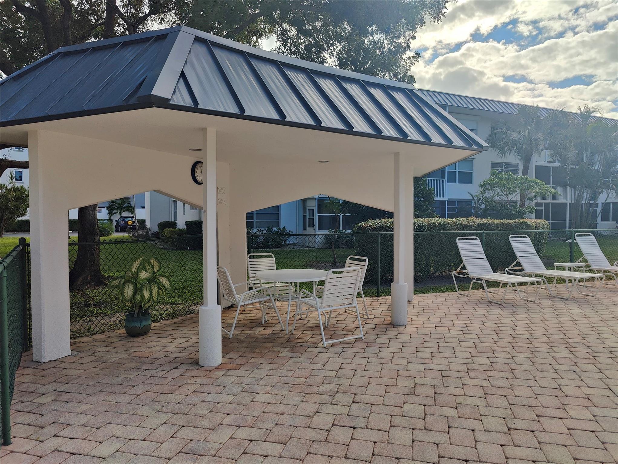 Kings Park Garden Apts Co - Residential Lease