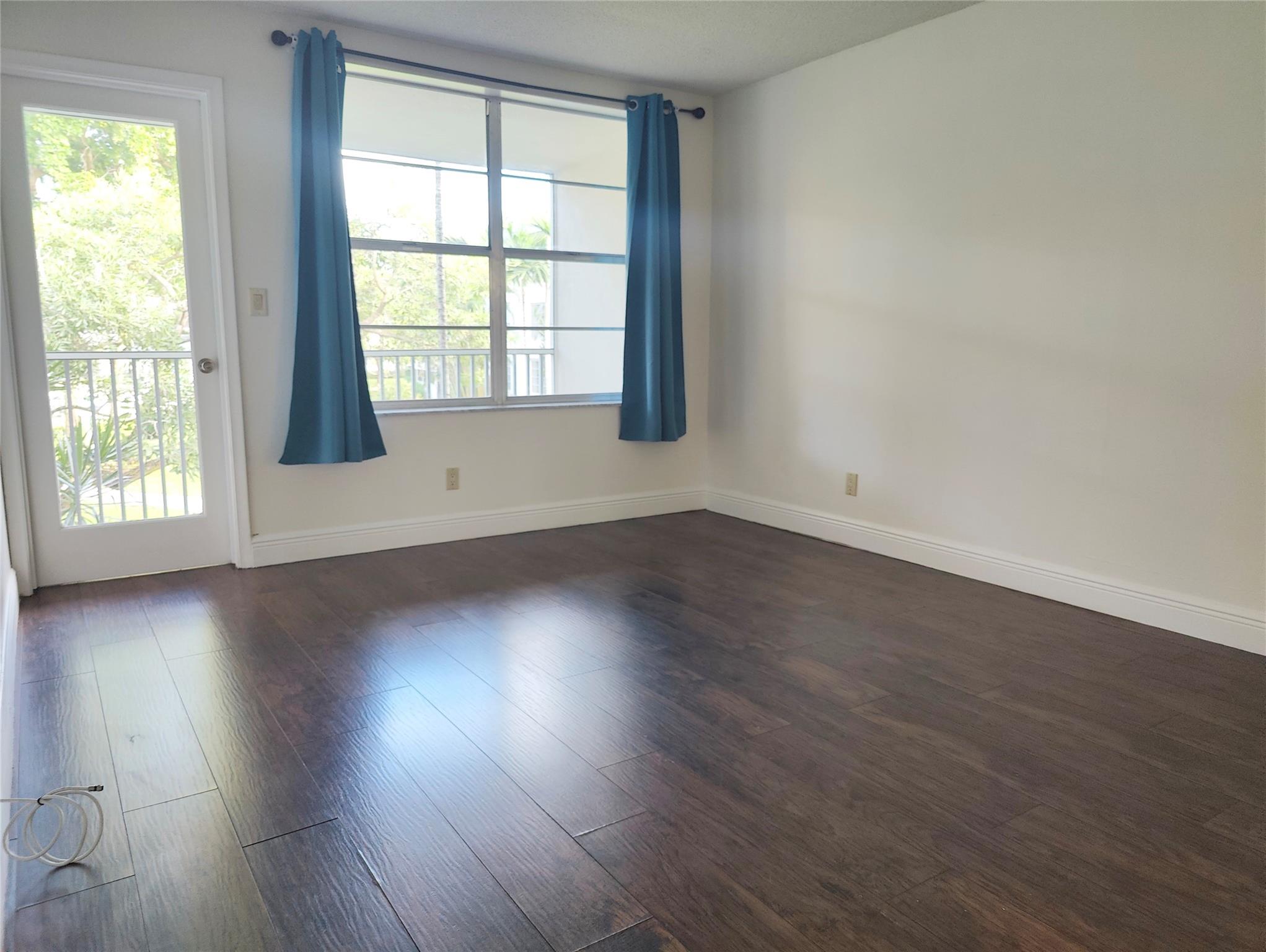 Kings Park Garden Apts Co - Residential Lease