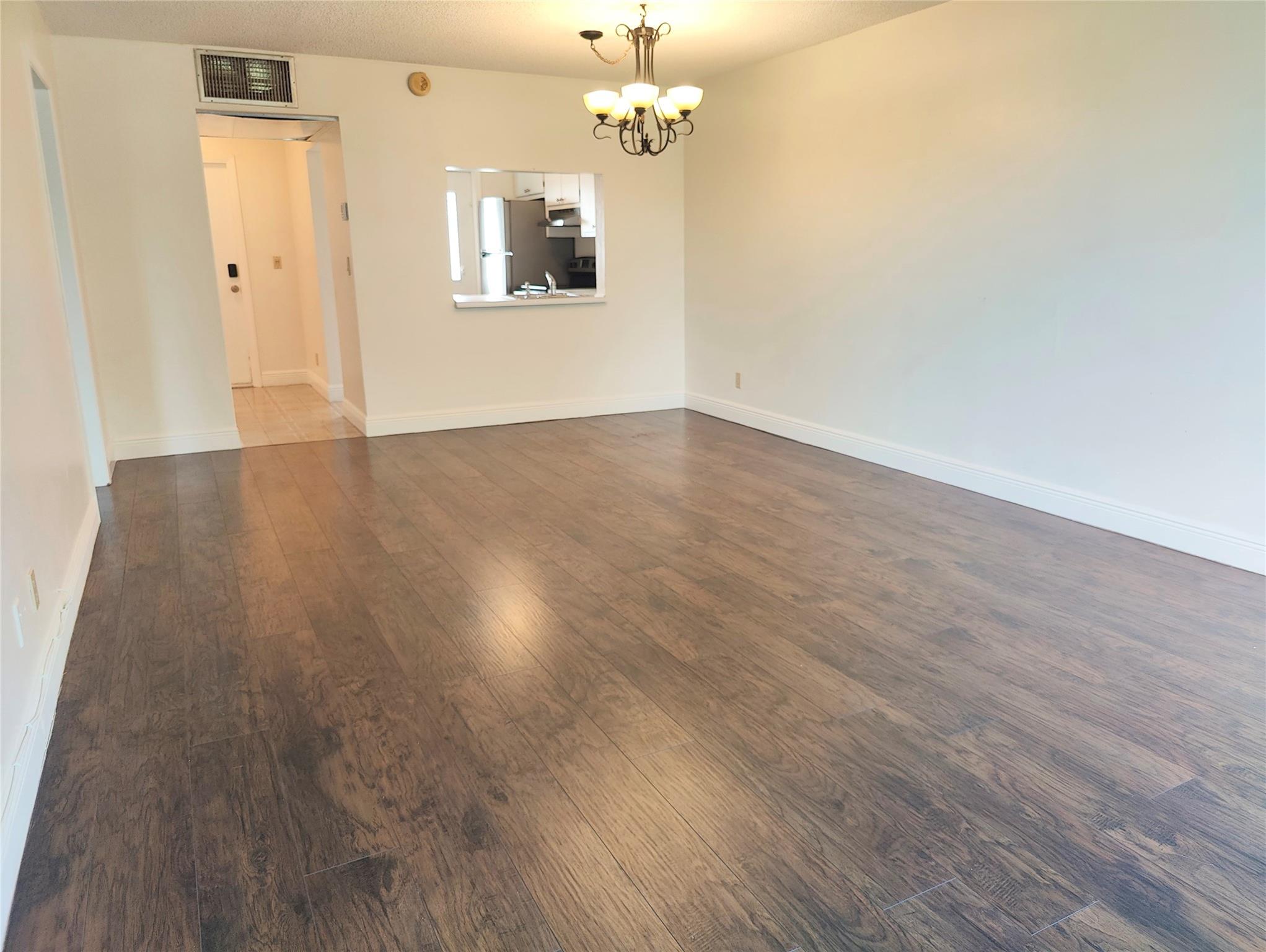 Kings Park Garden Apts Co - Residential Lease