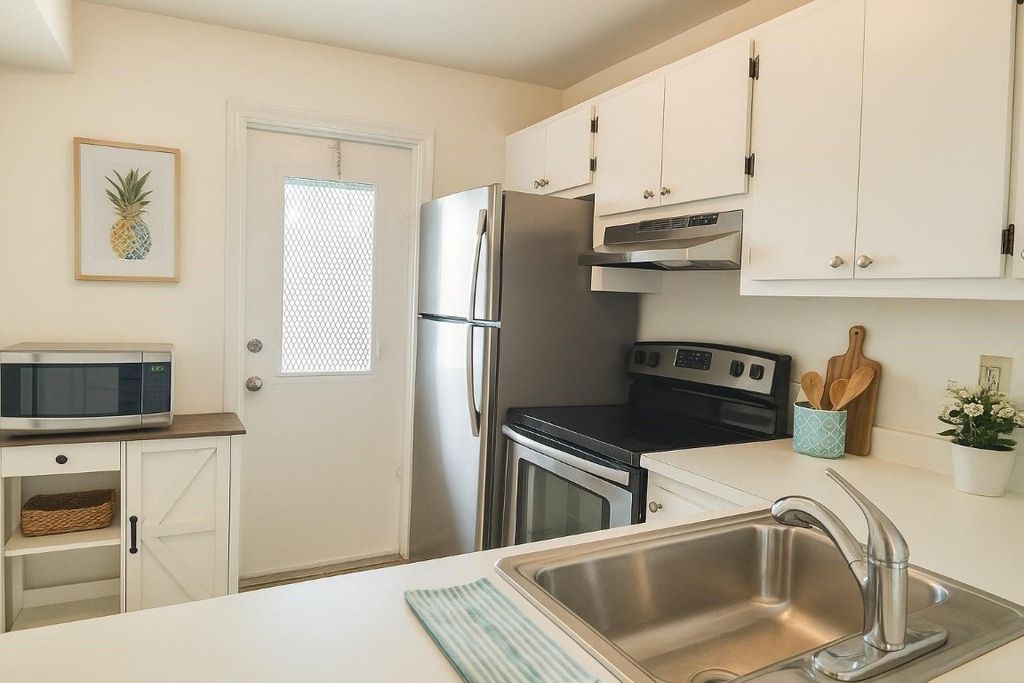 Photo of 4025 N Federal Highway #219C, Fort Lauderdale, FL 33308 (MLS # F10536908)