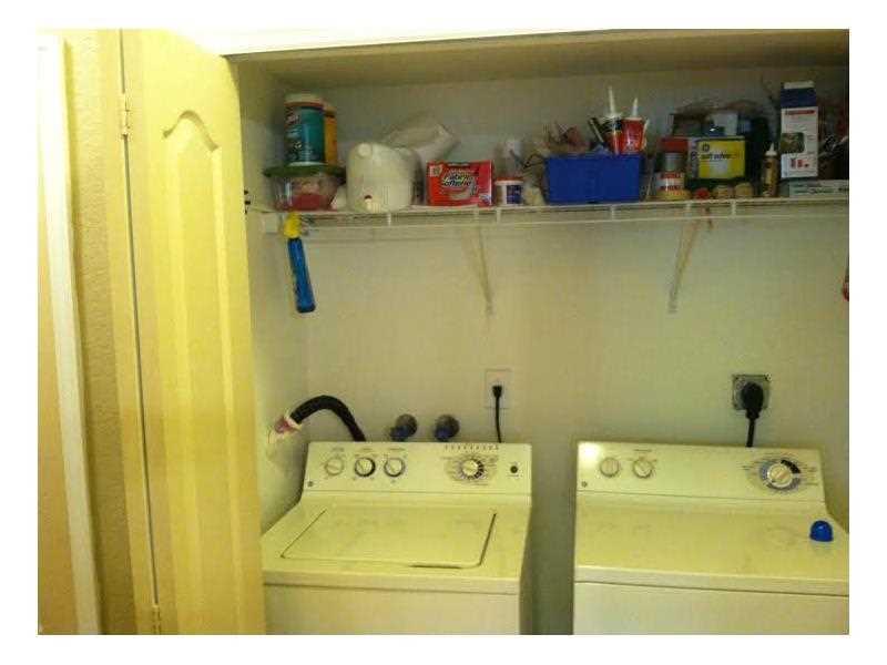 COURTYARD AT JACARANDA CO - Residential Lease