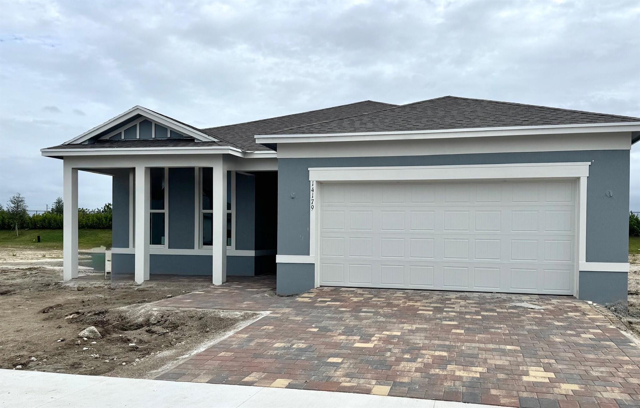 DEL WEBB TRADITION - Residential