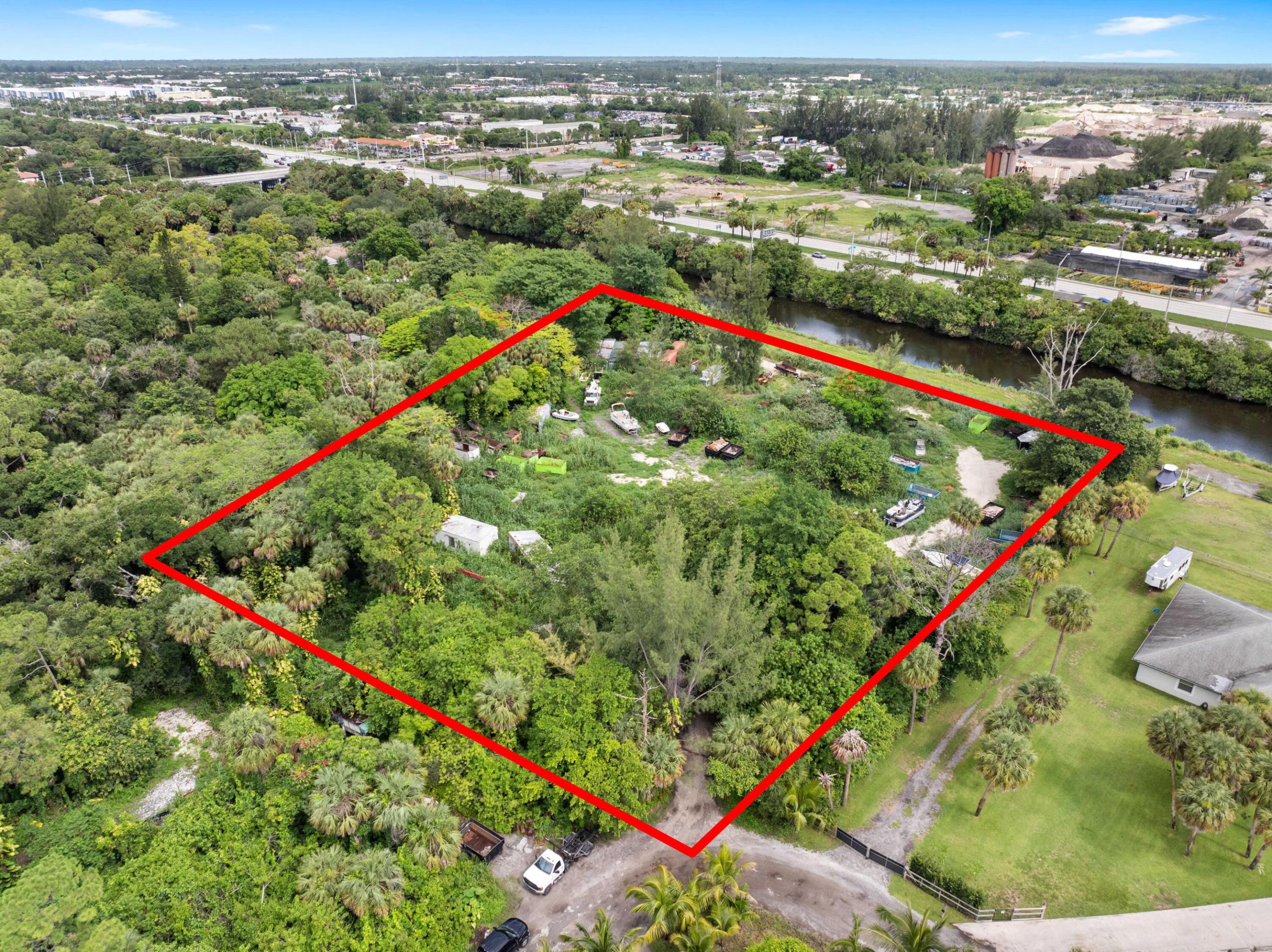 PALM BEACH FARMS CO 3 - Residential