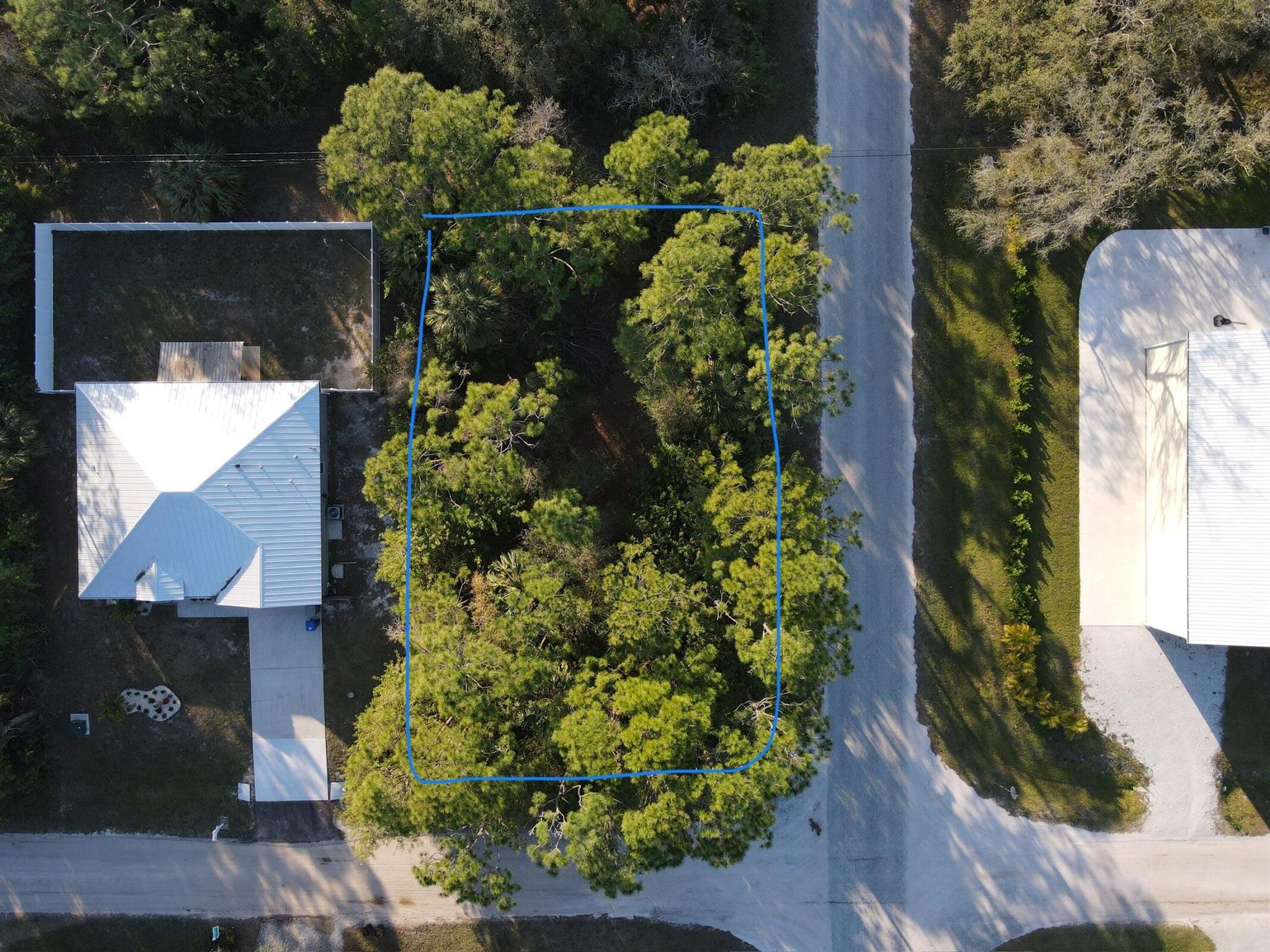 VERO LAKE ESTATES UNIT H- - Land