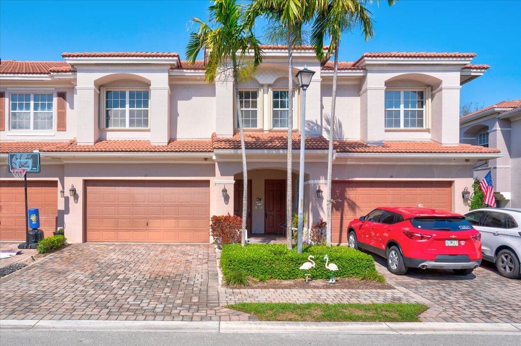Photo of 13 Nottingham Place, Boynton Beach, FL 33426 (MLS # R11096979)