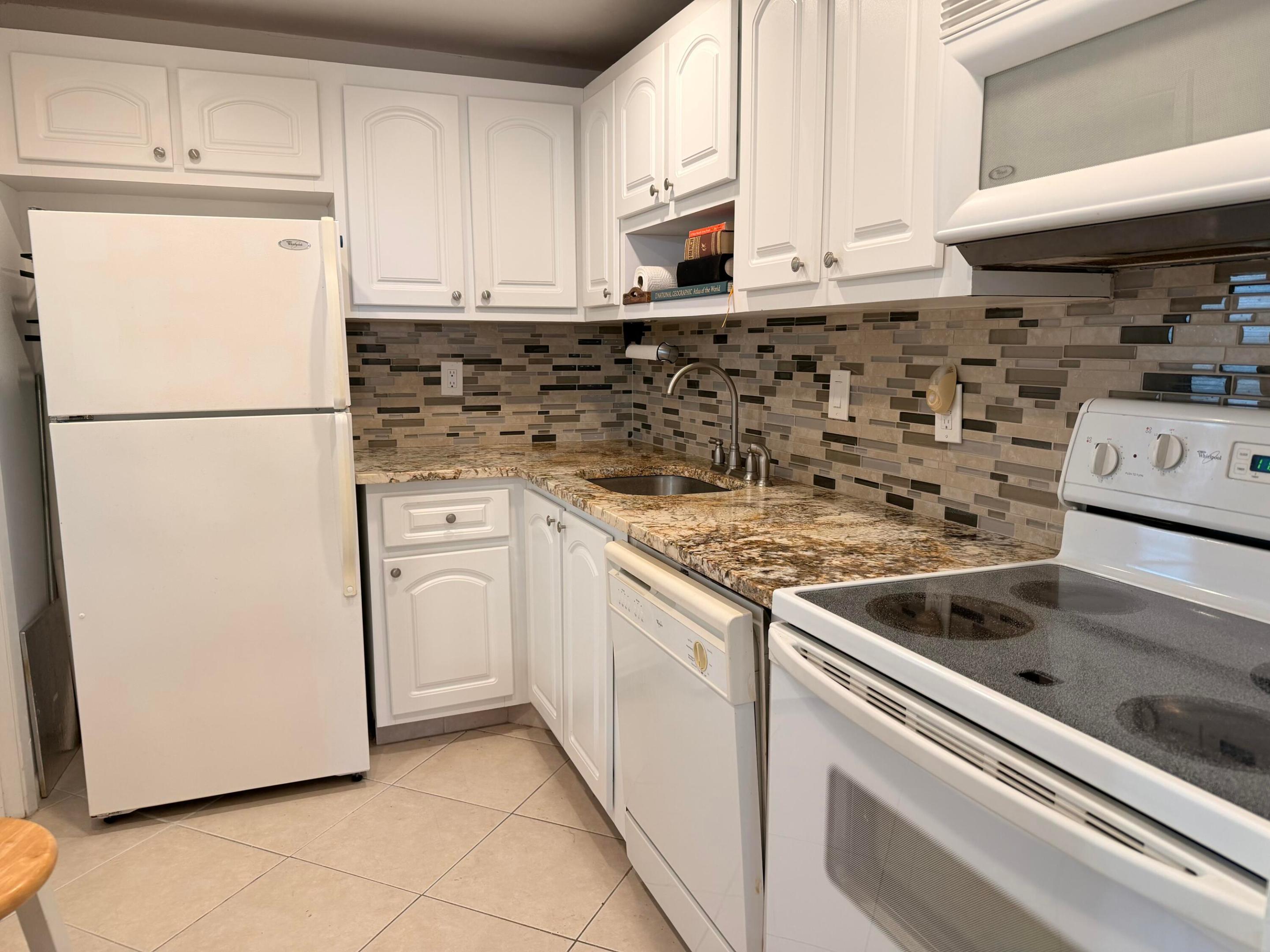 DEERFIELD BEACH GARDENS CONDO - Residential