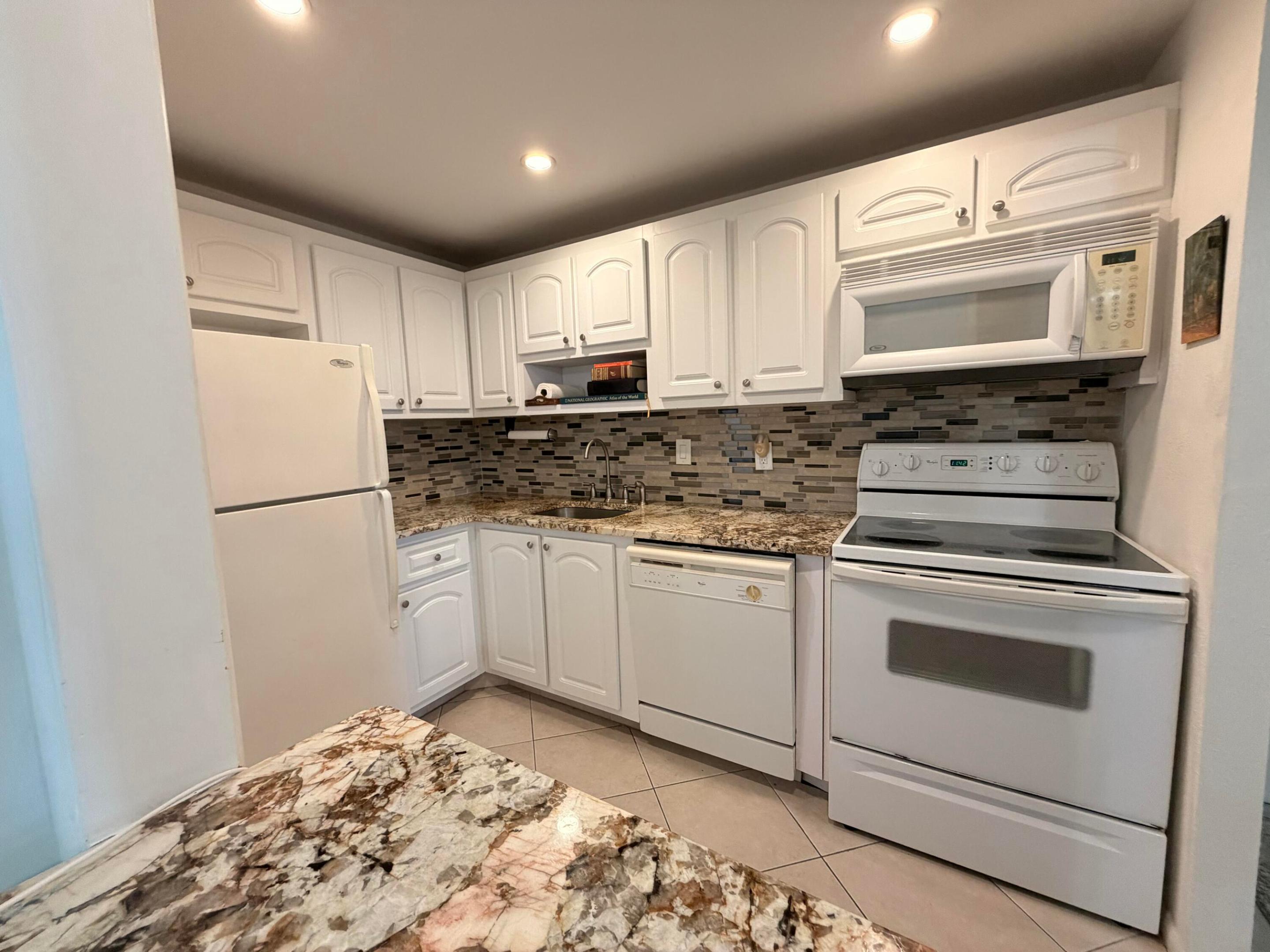 DEERFIELD BEACH GARDENS CONDO - Residential