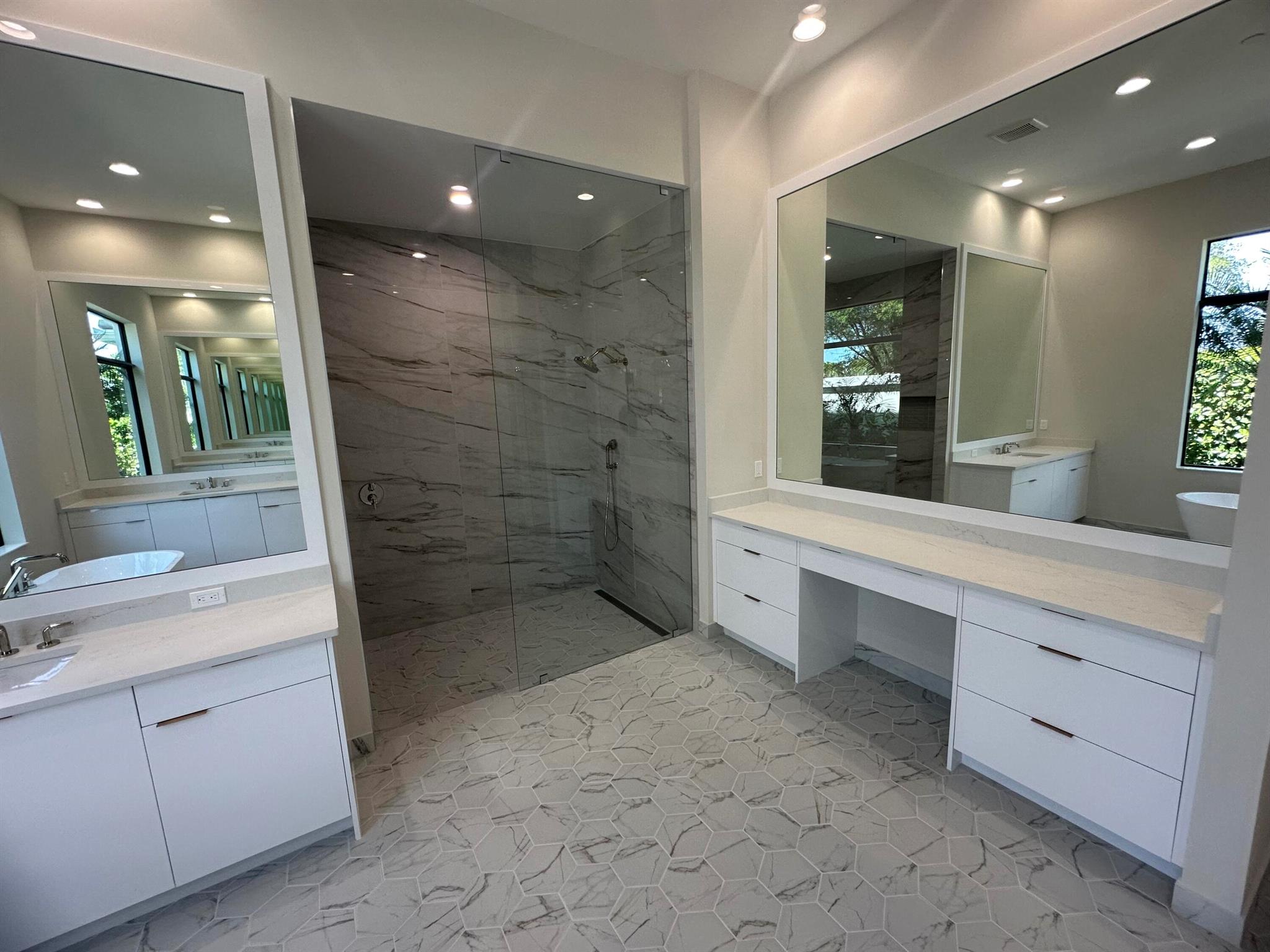 CORAL ISLES/ AVENIR SITE - Residential