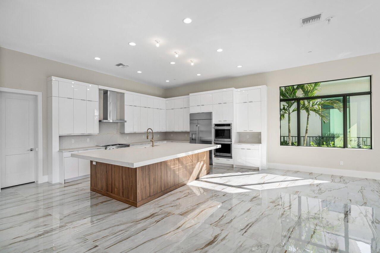 CORAL ISLES/ AVENIR SITE - Residential