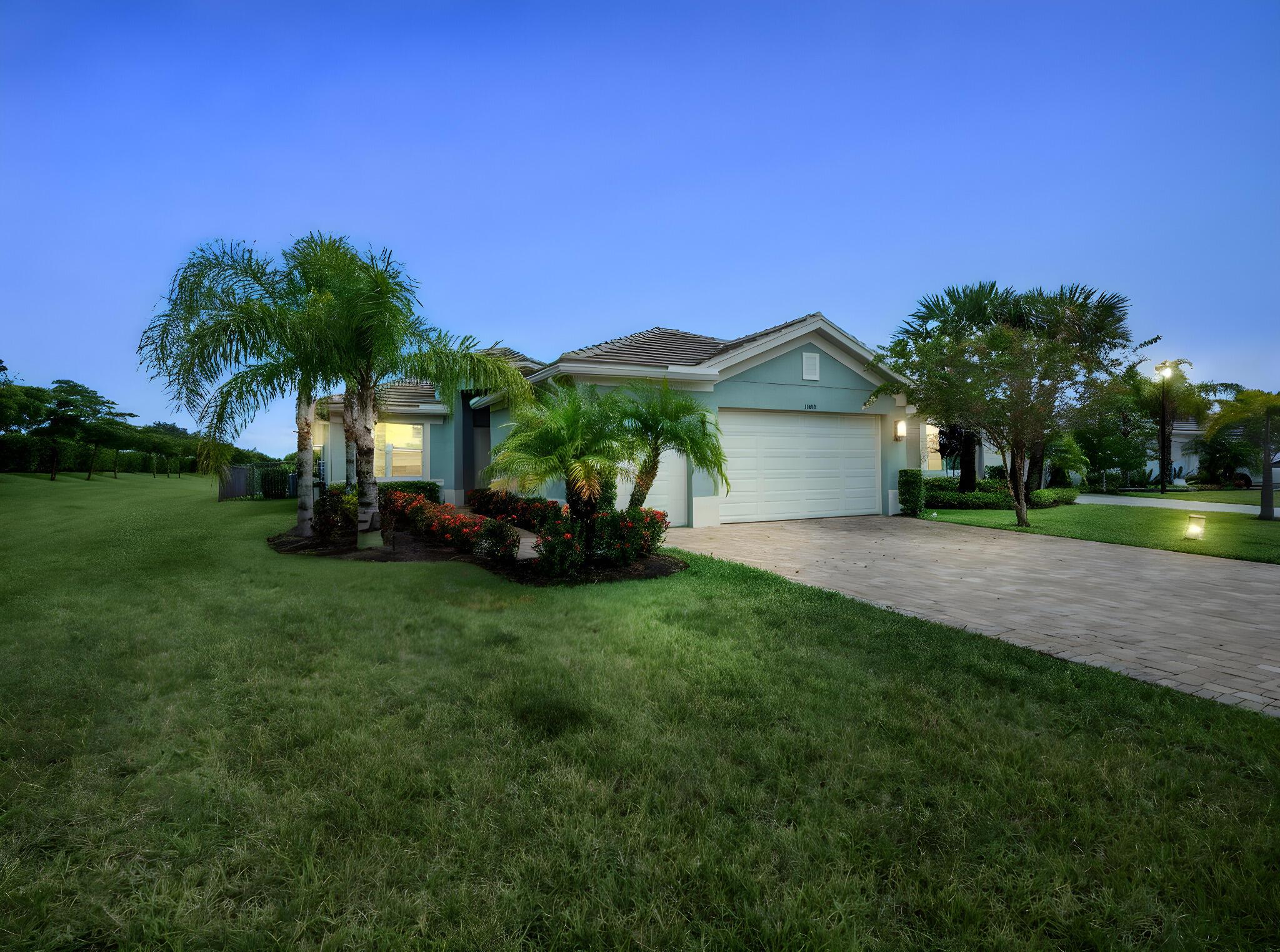 11815 SW Sailfish Isles Way