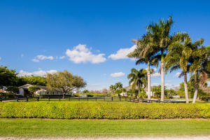 SADDLE TRAIL PARK OF WELL - Residential