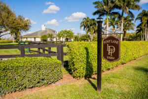 SADDLE TRAIL PARK OF WELL - Residential