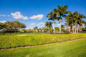 SADDLE TRAIL PARK OF WELL - Residential