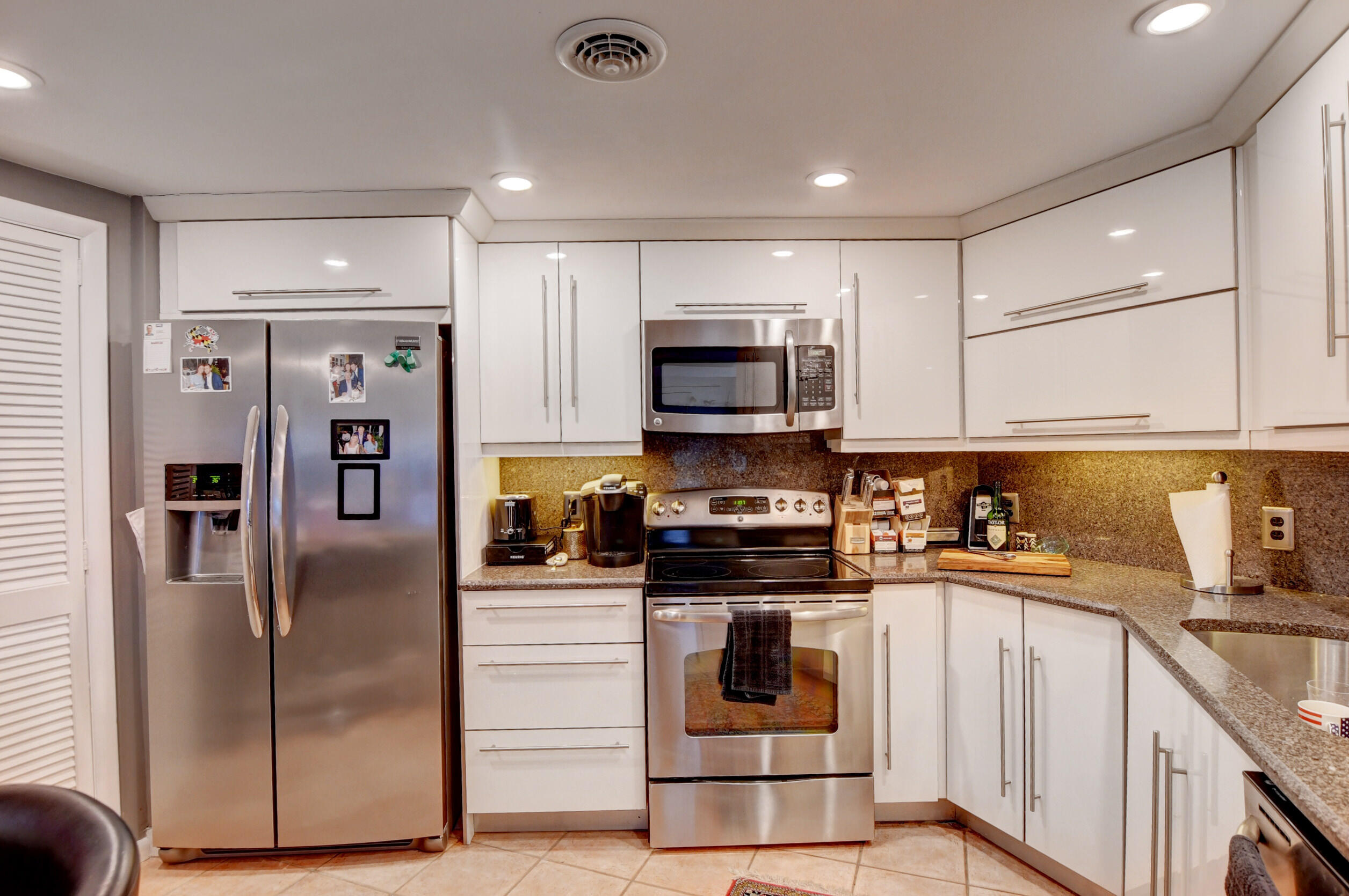 DELRAY SUMMIT CONDO - Residential