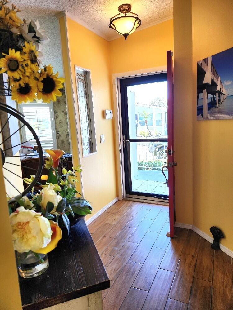 SUNNY SOUTH ESTATES - Residential