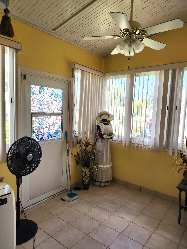 SUNNY SOUTH ESTATES - Residential