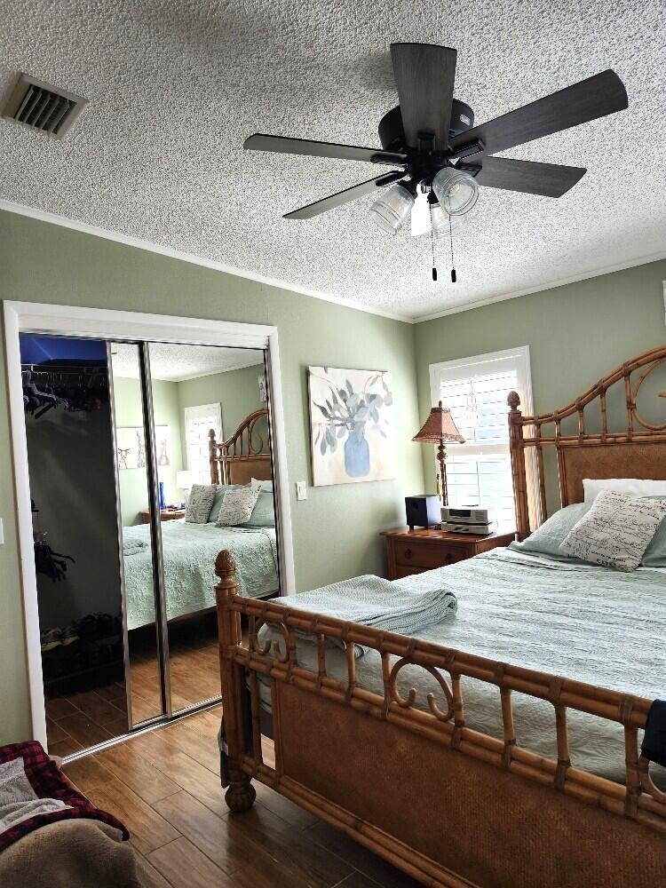 SUNNY SOUTH ESTATES - Residential