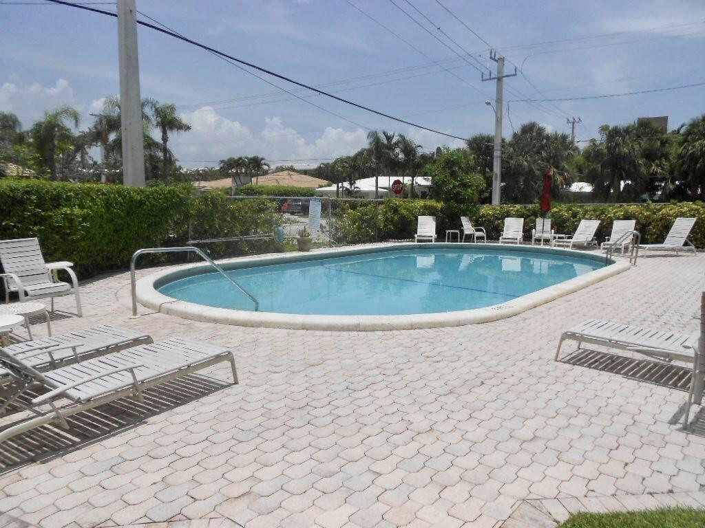 TOP OF THE MILE CONDO - Residential
