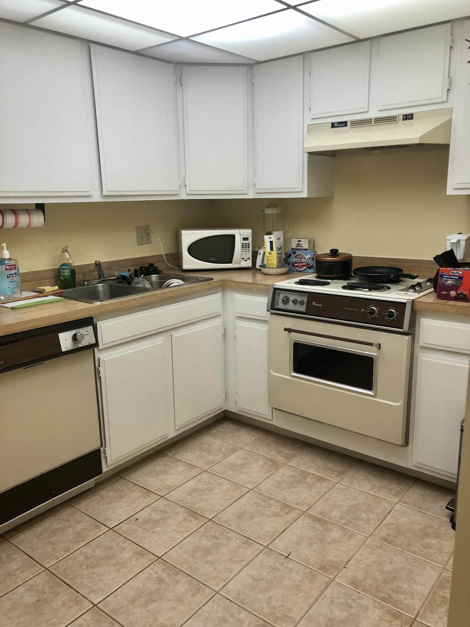 TOP OF THE MILE CONDO - Residential