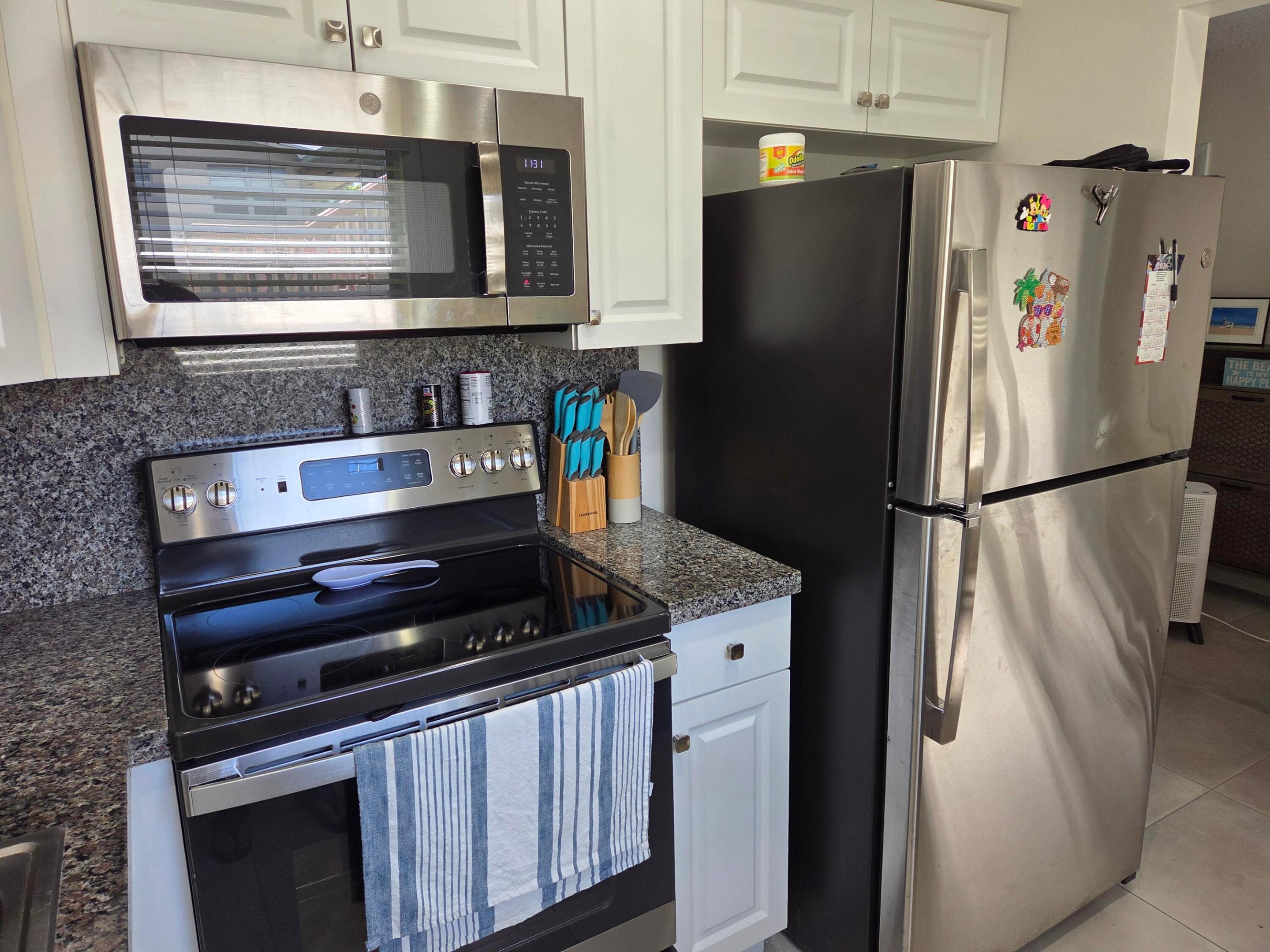 FARNHAM P CONDO - Residential
