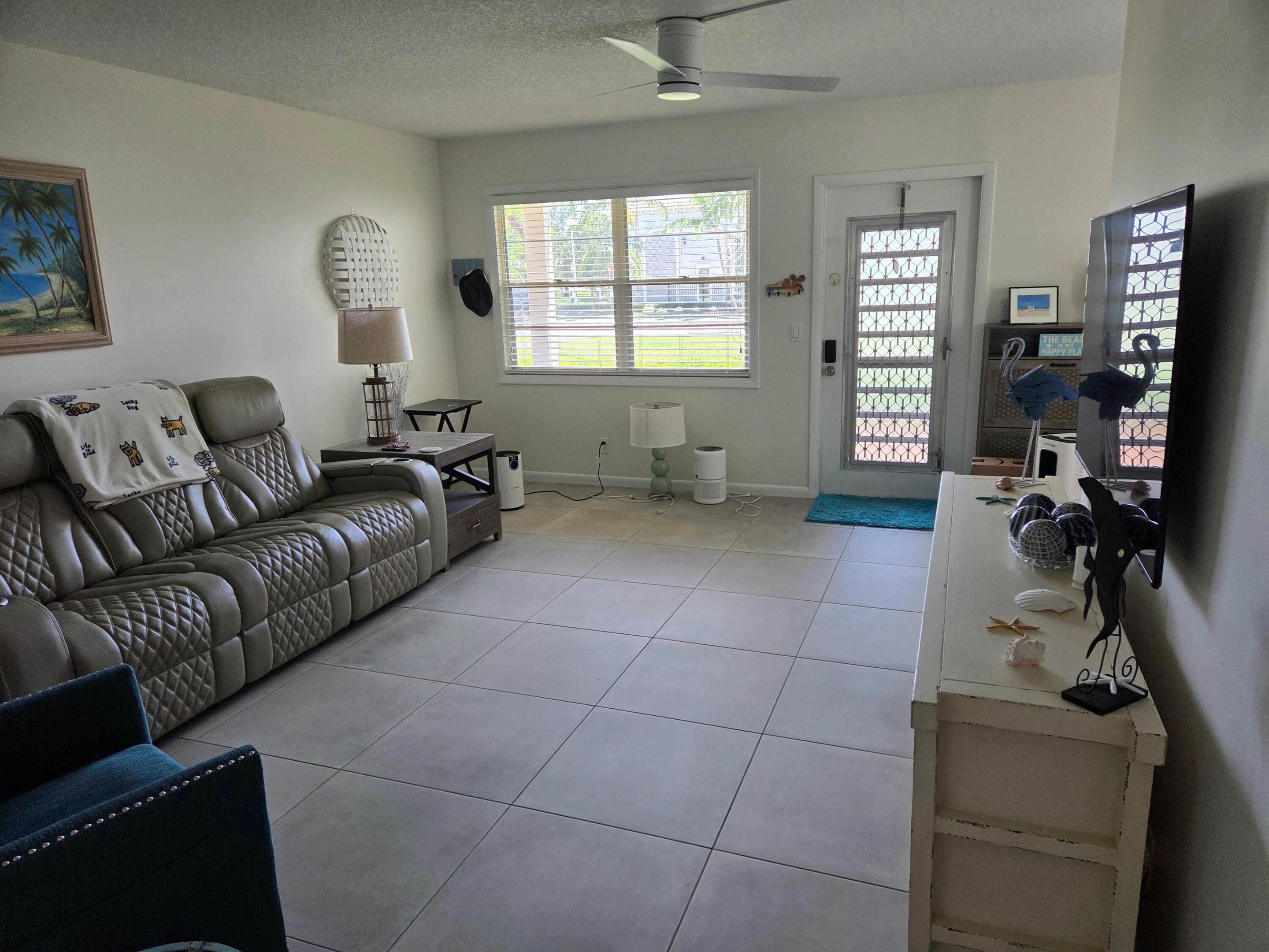 FARNHAM P CONDO - Residential