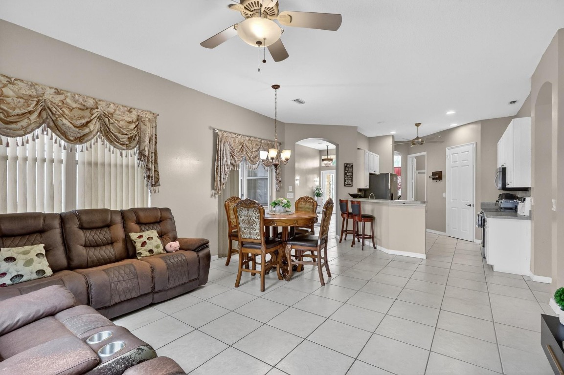 LAKEFOREST AT ST LUCIE WEST - Residential
