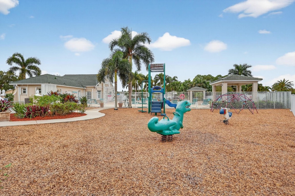 LAKEFOREST AT ST LUCIE WEST - Residential