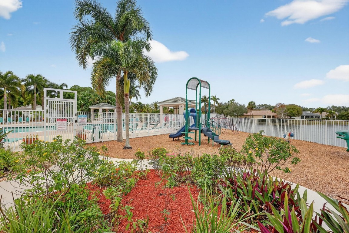 LAKEFOREST AT ST LUCIE WEST - Residential