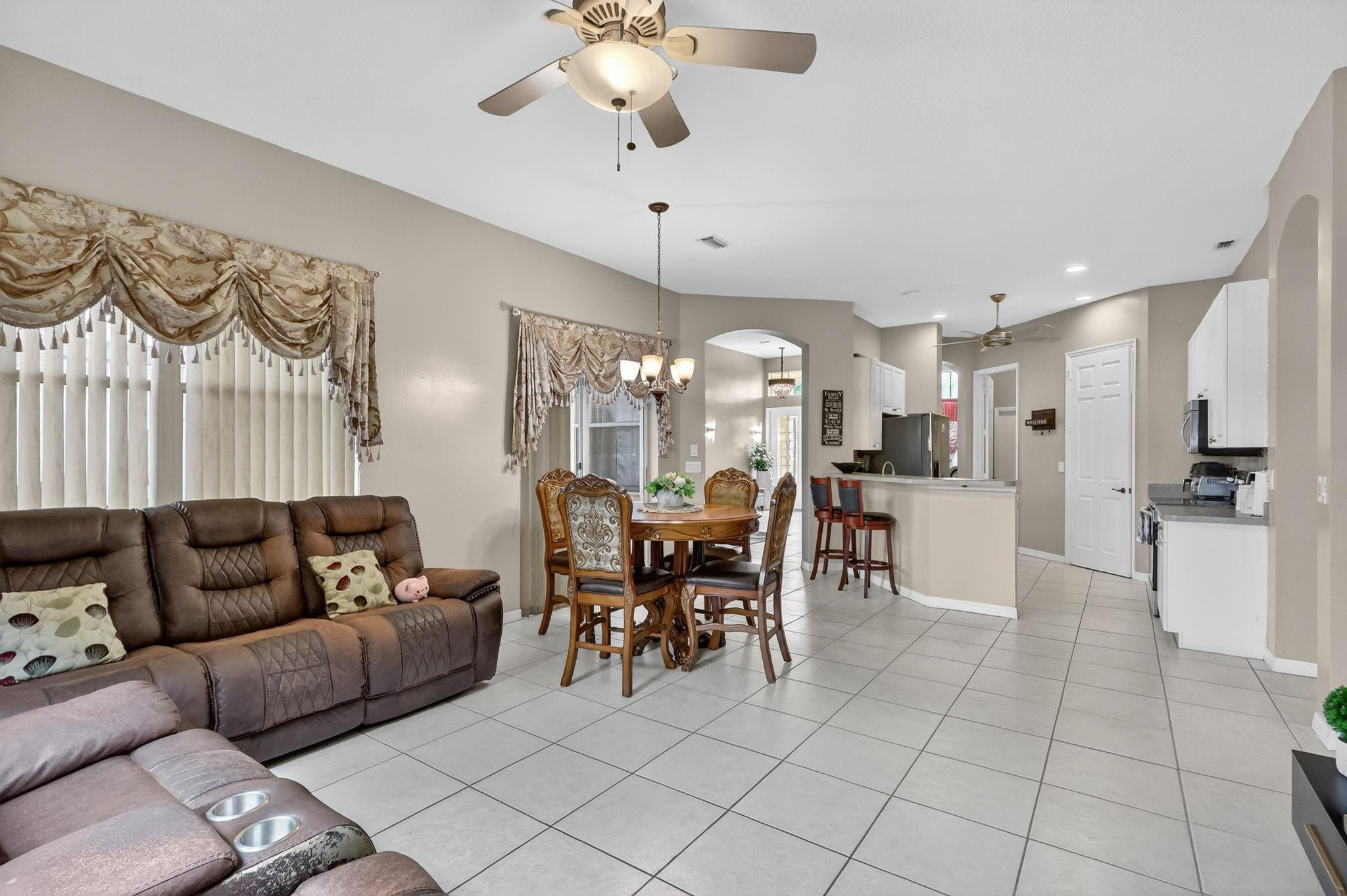 LAKEFOREST AT ST LUCIE WEST - Residential
