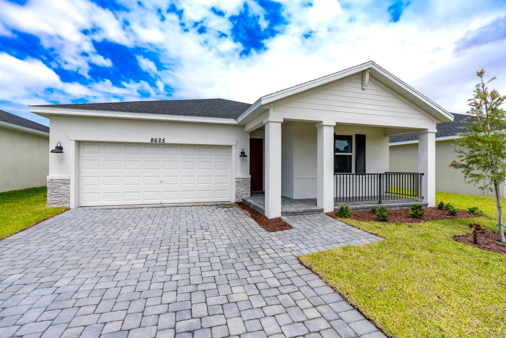 Photo of 8625 Dahlia Circle, Port Saint Lucie, FL 34986 (MLS # R10983859)