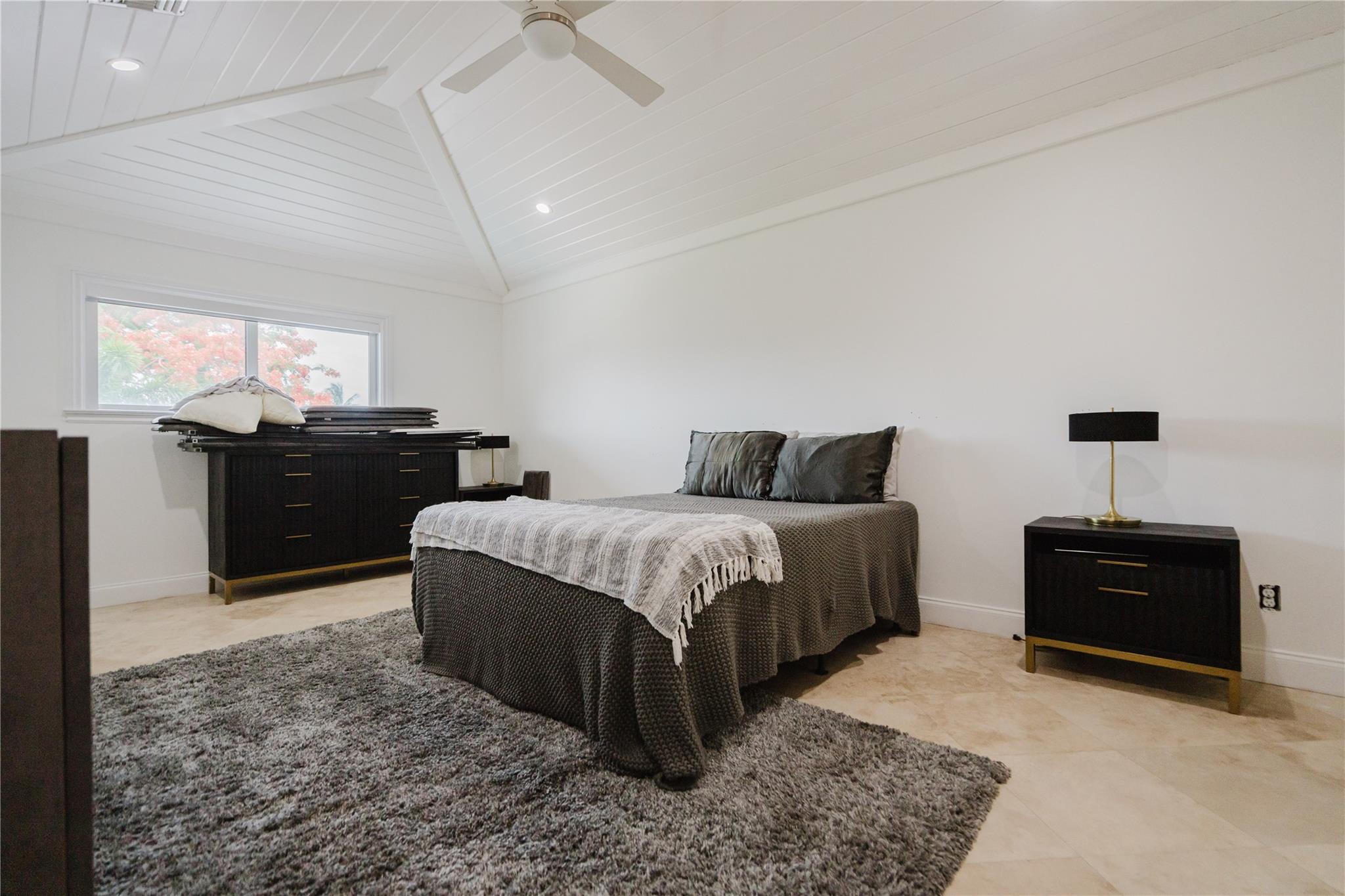 HILLSBORO ISLES - Residential