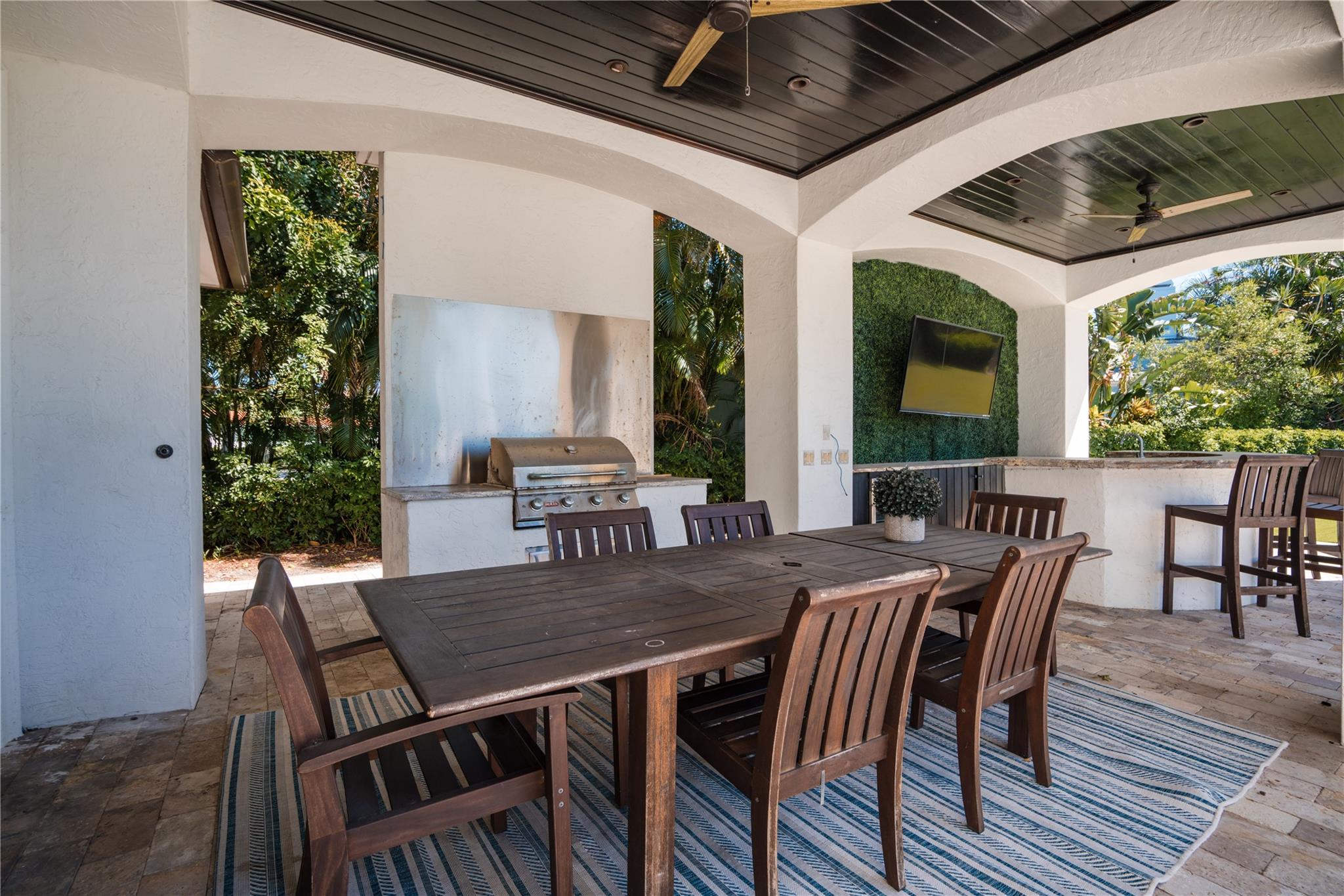 HILLSBORO ISLES - Residential