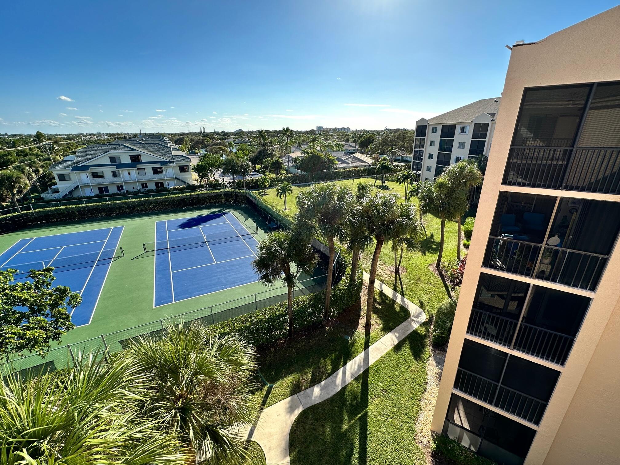 JUPITER BAY EAST CONDO - Residential