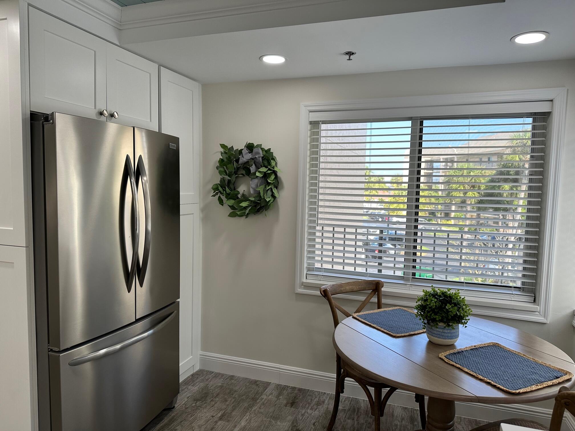 JUPITER BAY EAST CONDO - Residential