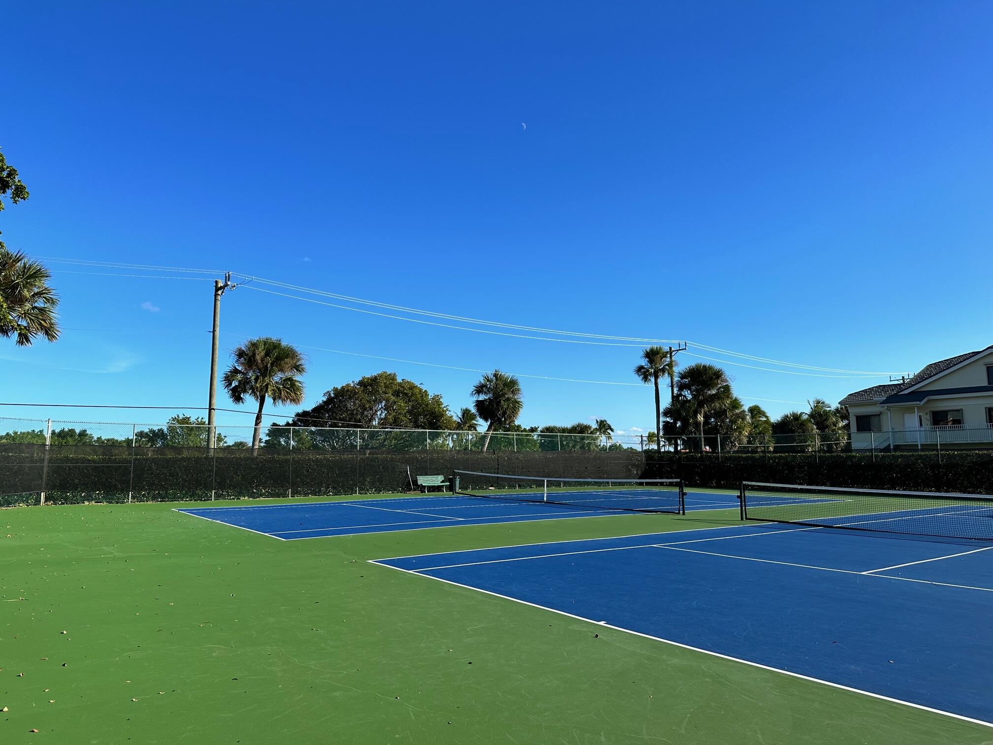 JUPITER BAY EAST CONDO - Residential