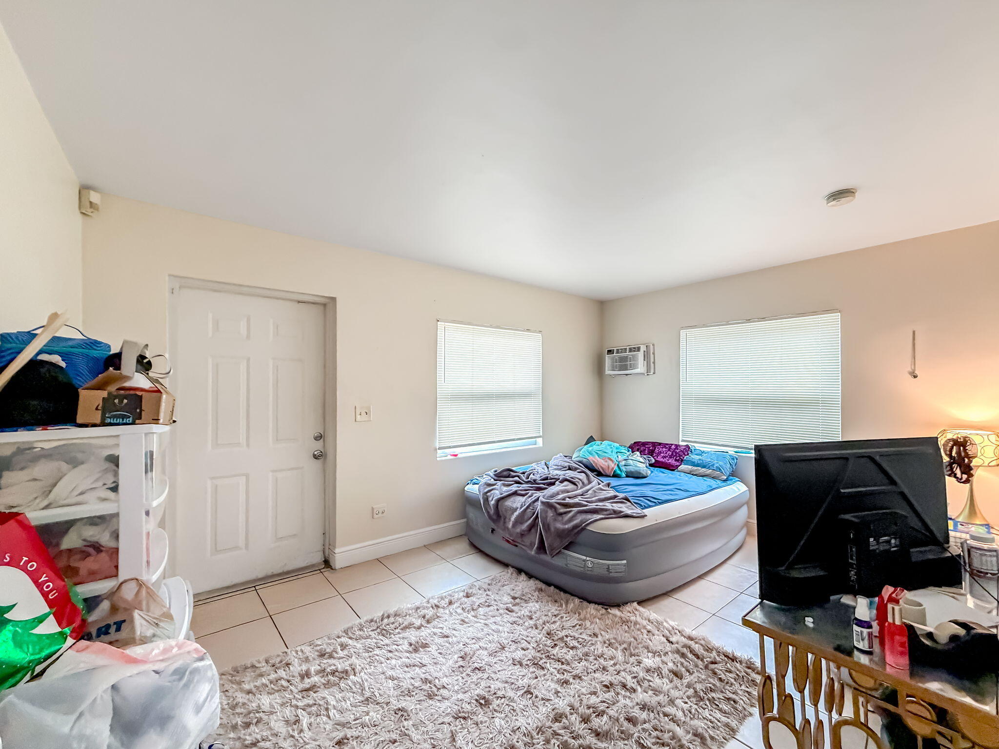 LAKESIDE COURT - Residential Income