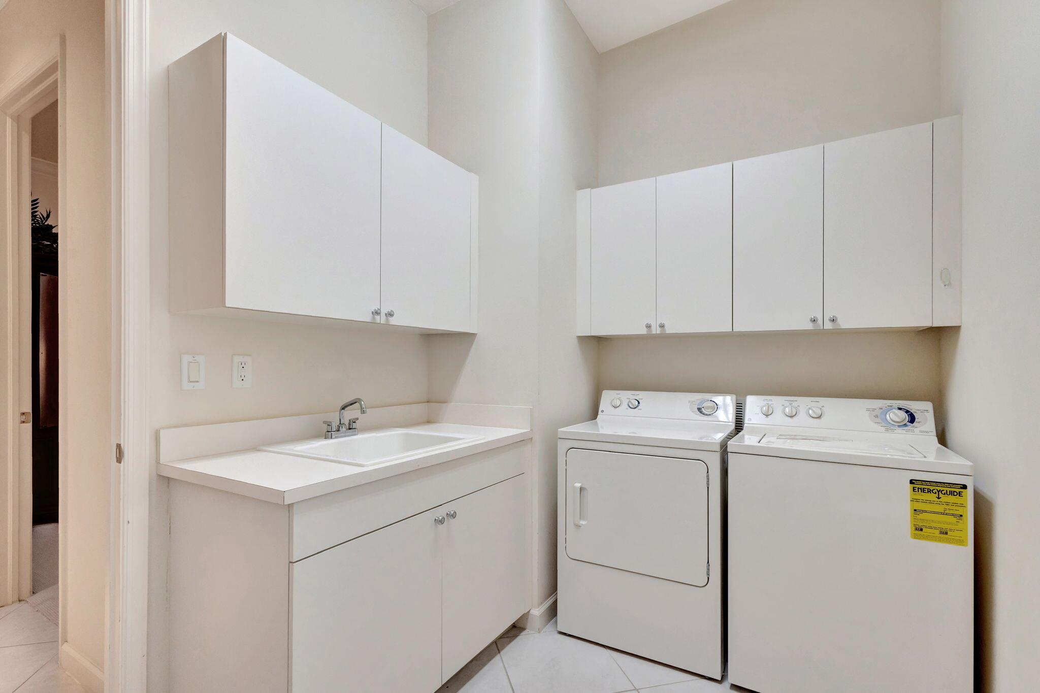 MIRASOL PAR 23 - Residential Lease