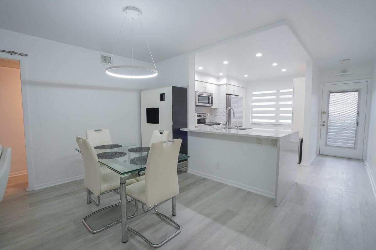 WYNMOOR VILLAGE - Residential