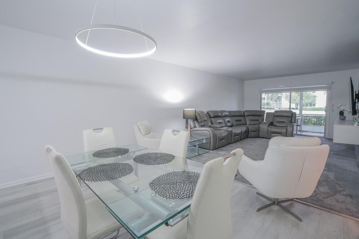 WYNMOOR VILLAGE - Residential