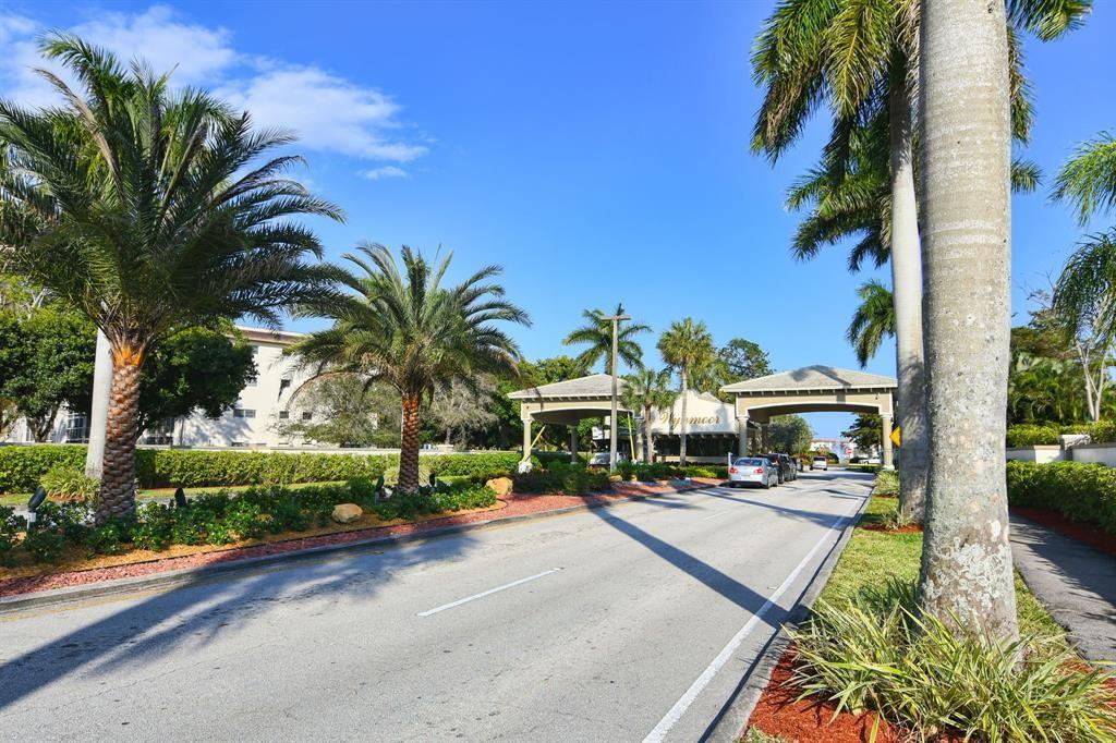 WYNMOOR VILLAGE - Residential