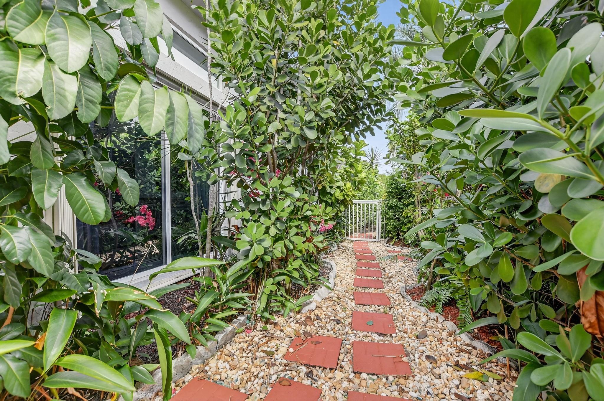 Newport Bay Club - Residential