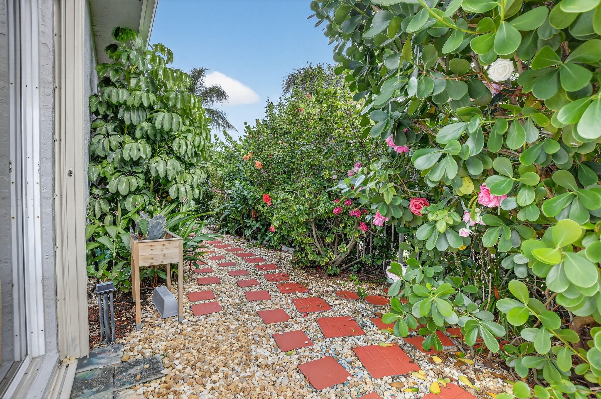 Newport Bay Club - Residential