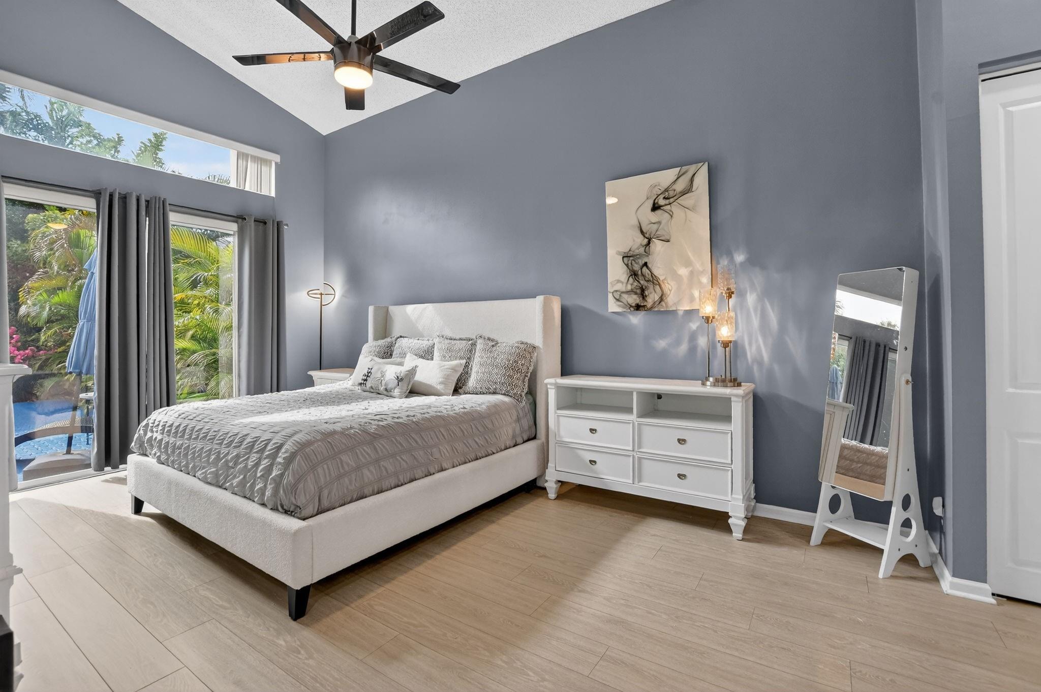 Newport Bay Club - Residential